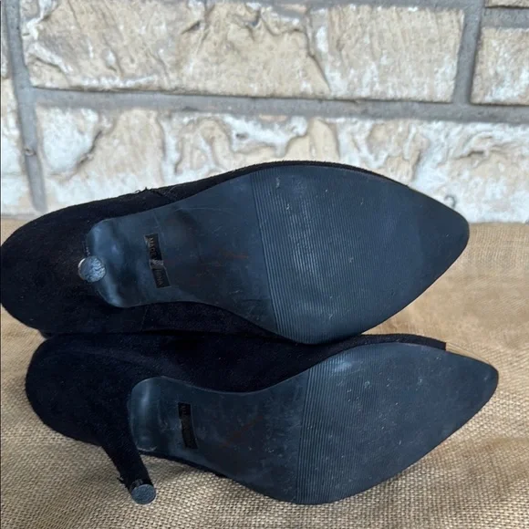 Elegant Black Suede Ankle Boots just Fab Size 6 - Picture 7 of 9